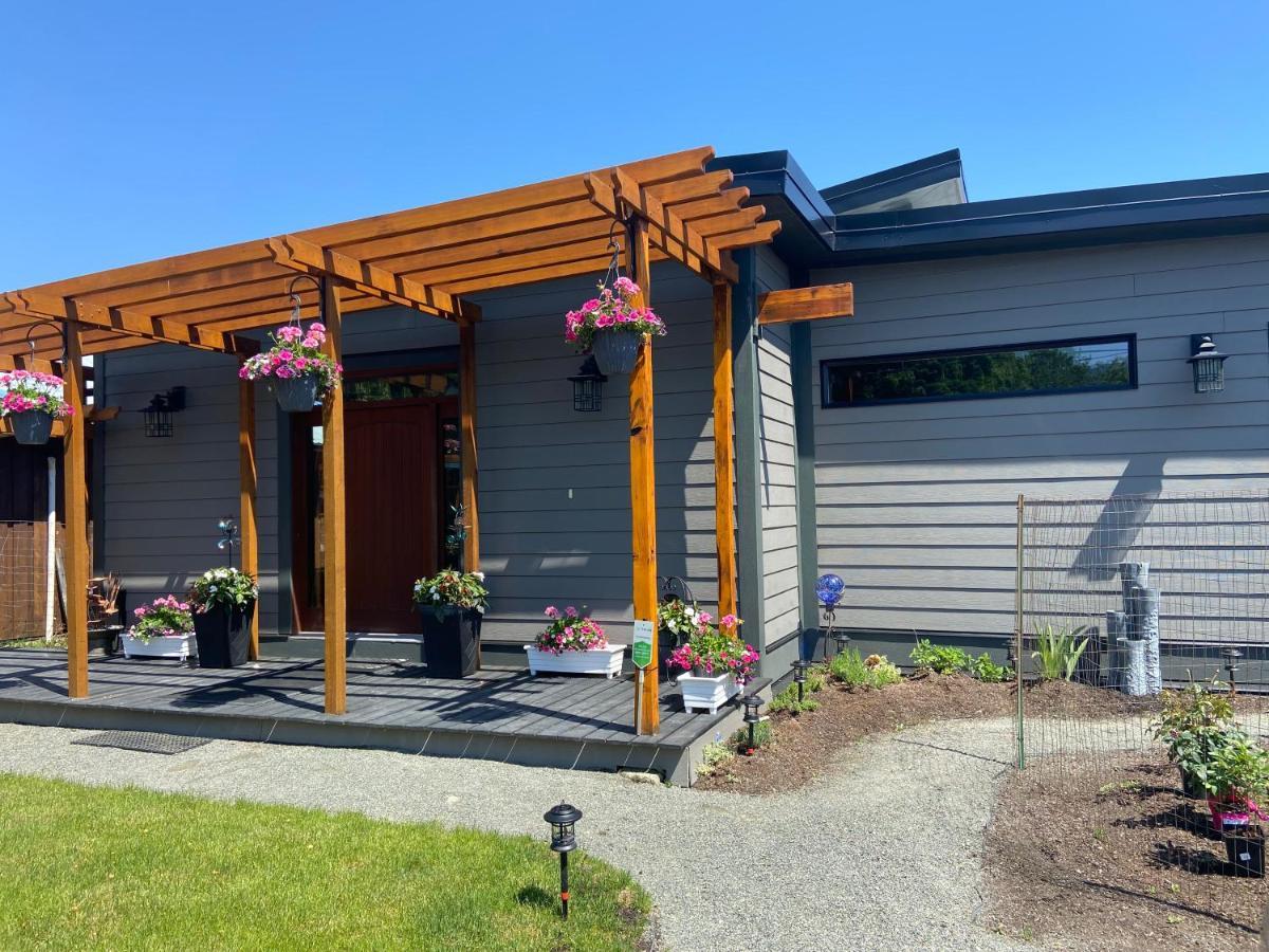 Edgewater Chemainus Apartment Bagian luar foto