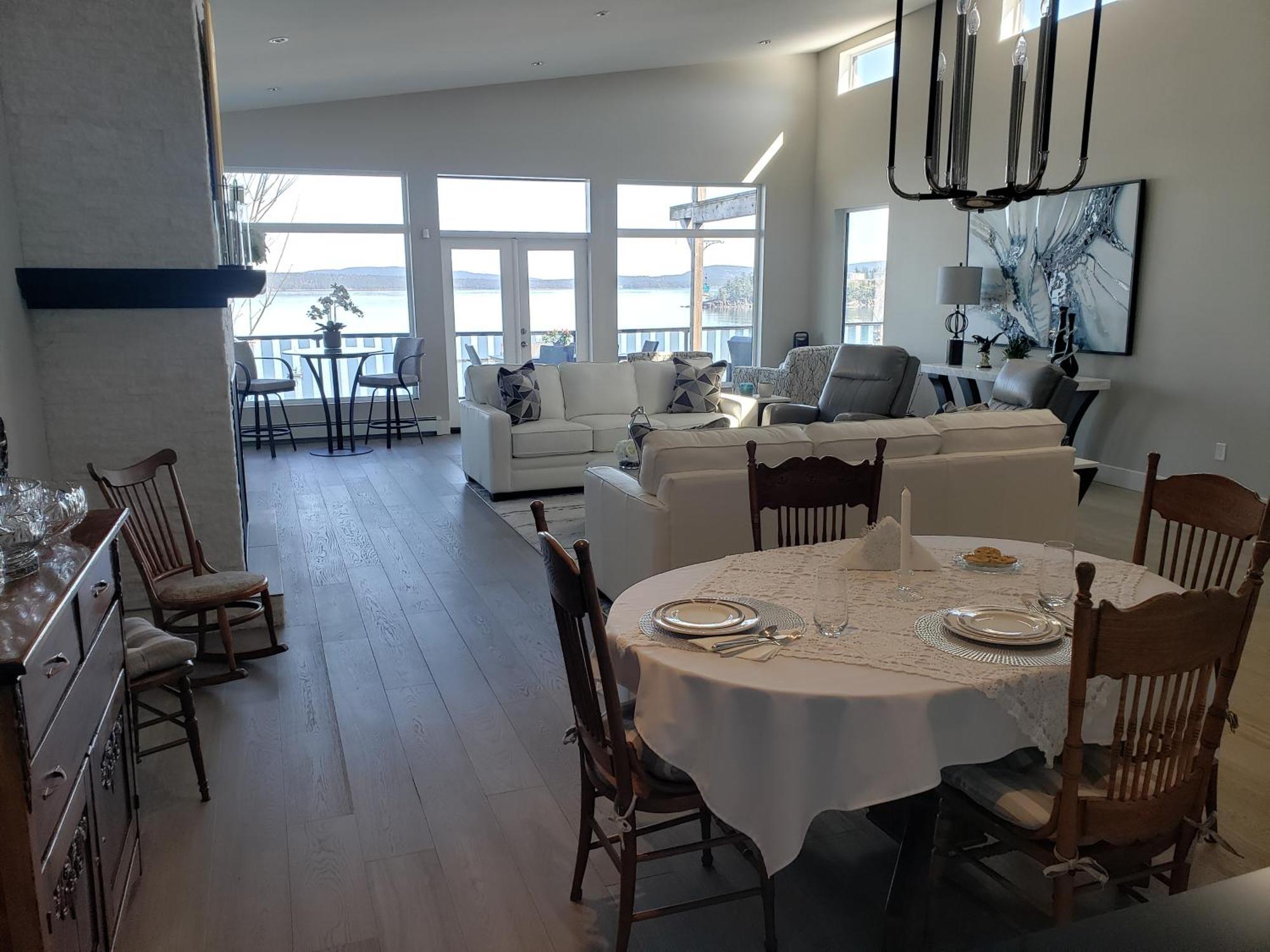 Edgewater Chemainus Apartment Bagian luar foto