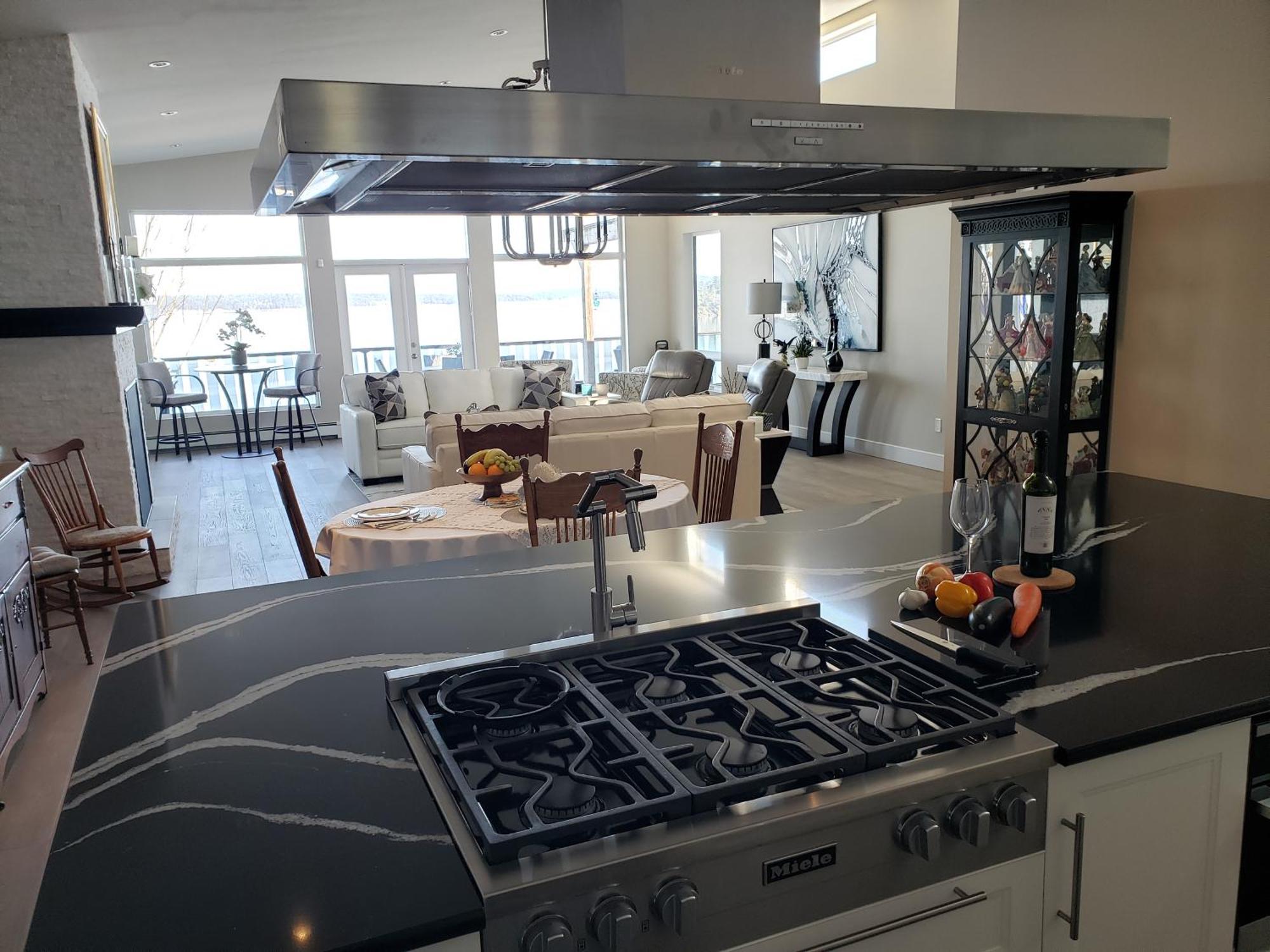 Edgewater Chemainus Apartment Bagian luar foto