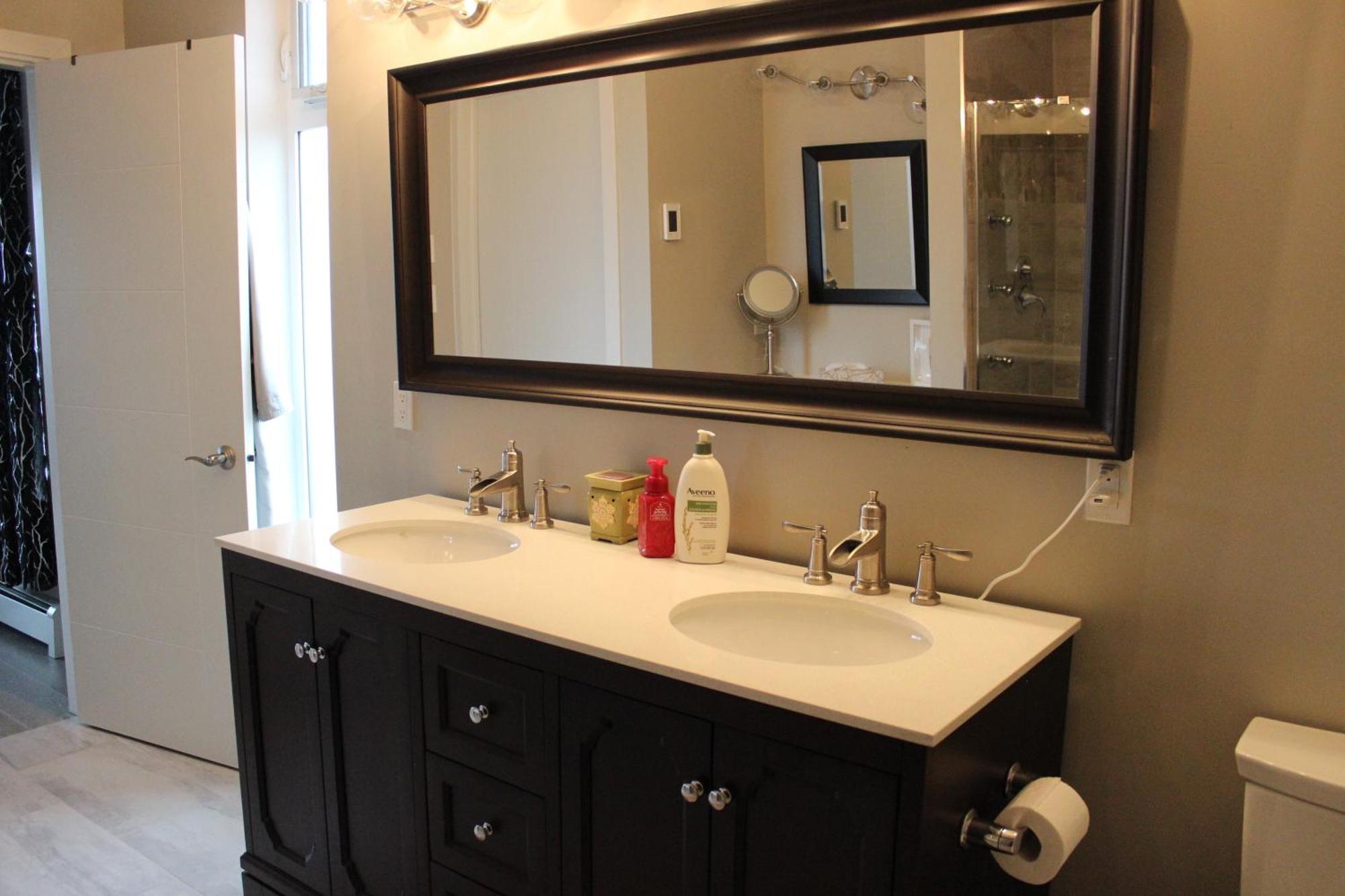 Edgewater Chemainus Apartment Bagian luar foto