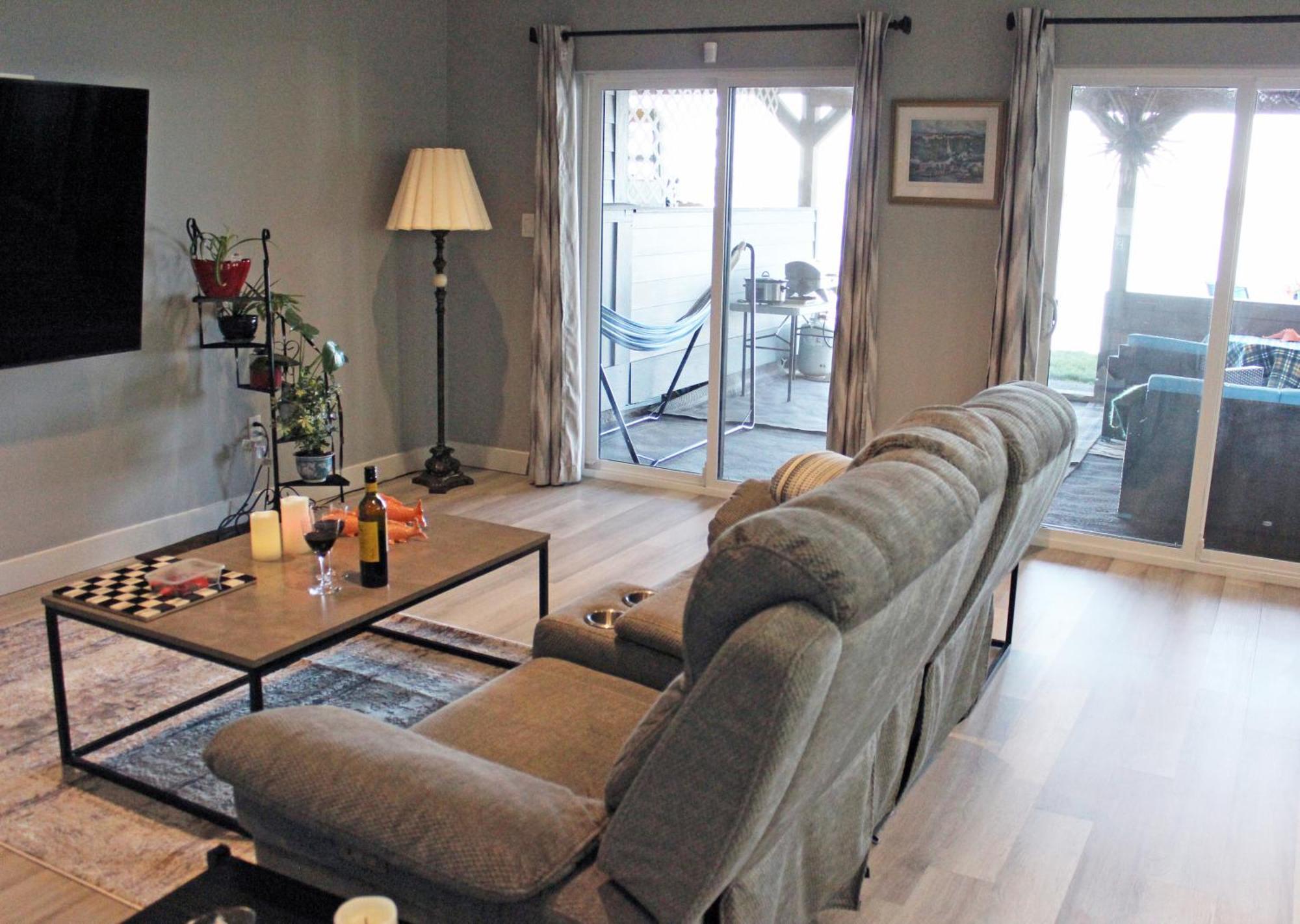 Edgewater Chemainus Apartment Bagian luar foto