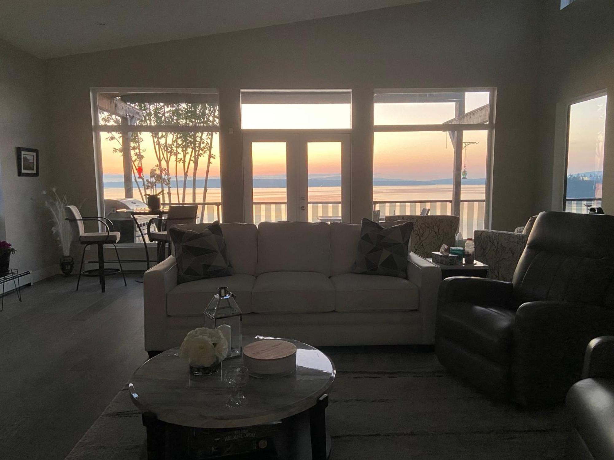 Edgewater Chemainus Apartment Bagian luar foto